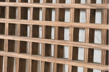 中国アンティーク建具　1900年頃　李朝風建具　均整の取れた格子意匠が魅力の窓2枚(1対)セット　(R-089795)
