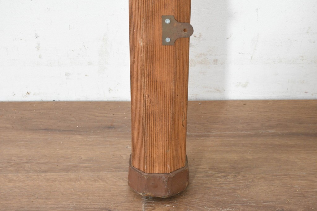 イギリスアンティーク　G&T LONDON　全長140cm　特大サイズの木製ラケット型ディスプレイ　(R-089798)