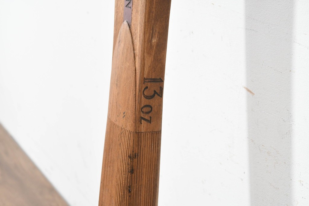 イギリスアンティーク　G&T LONDON　全長140cm　特大サイズの木製ラケット型ディスプレイ　(R-089798)