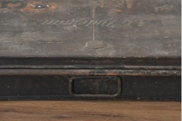 イギリスアンティーク　Henry Poole & Co(ヘンリー・プール社)　A.G.Tydemanのネーム入り金属製トランク　(R-089801)