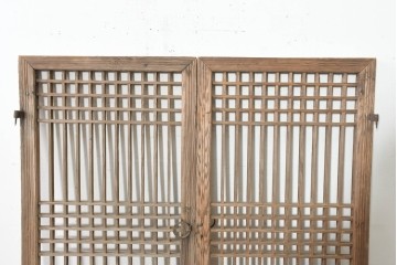 中国アンティーク建具　1900年頃　李朝風建具　均整の取れた格子意匠が魅力の窓2枚(1対)セット　(R-089806)