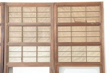 アンティーク建具　昭和初期から昭和中期　幅狭サイズの裏障子付き格子戸4枚セット　(R-089809)