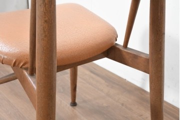 和製ヴィンテージ　1960年から1970年頃　ビニールレザー　レトロなデザインのダイニングチェア3脚セット　(R-089815)