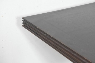 アジアンヴィンテージ　フレンチスタイル　真鍮プレート付きの上品なスクエアテーブル　(R-089820)