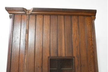 イギリスアンティーク　1870年から1910年頃　オーク材　激レア!　希少な教会家具　ワークブースや試着室などの店舗什器としておすすめ　モールディング装飾の意匠が美しい懺悔室　(R-089822)