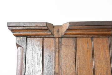 イギリスアンティーク　1870年から1910年頃　オーク材　激レア!　希少な教会家具　ワークブースや試着室などの店舗什器としておすすめ　モールディング装飾の意匠が美しい懺悔室　(R-089822)