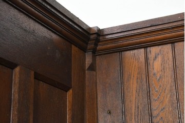 イギリスアンティーク　1870年から1910年頃　オーク材　激レア!　希少な教会家具　ワークブースや試着室などの店舗什器としておすすめ　モールディング装飾の意匠が美しい懺悔室　(R-089822)