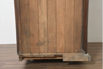 イギリスアンティーク　1870年から1910年頃　オーク材　激レア!　希少な教会家具　ワークブースや試着室などの店舗什器としておすすめ　モールディング装飾の意匠が美しい懺悔室　(R-089822)