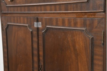 イギリスアンティーク　1930年頃　マホガニー材　クラシカルな佇まいが魅力のビューローブックケース　(R-089825)