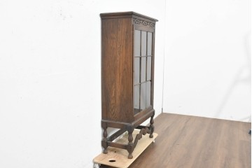 イギリスアンティーク　1930年頃　オーク材　格子ガラス戸が上品なキャビネット　(R-089829)