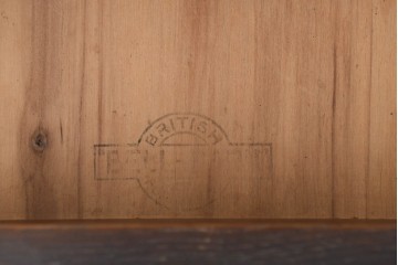 イギリスアンティーク　1940年から1960年頃　オーク材　8杯の引き出しを備えた縦型チェスト　(R-089832)