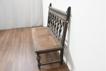 イギリスアンティーク　1920年頃　オーク材　彫刻装飾とラタン張りを組み合わせたベンチ　(R-089836)