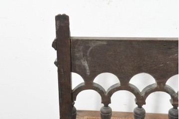 イギリスアンティーク　1920年頃　オーク材　彫刻装飾とラタン張りを組み合わせたベンチ　(R-089836)
