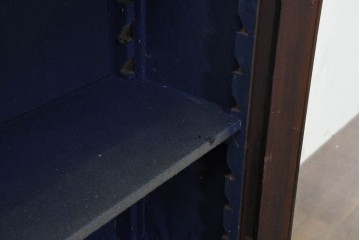 イギリスアンティーク　1920年頃　ショーケース付き　見せる収納に適したスリムなキャビネット　(R-089837)