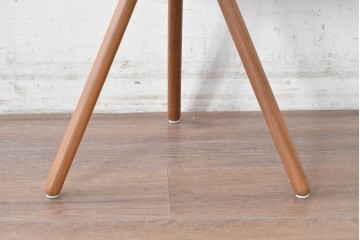 中古　美品　ROLF BENZ(ロルフベンツ)　オレンジ色の丸い天板が目を引くサイドテーブル　定価約11万円　(R-089846)