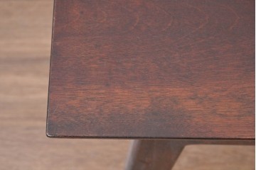 中古　松本民芸家具　#201型　曲線を効かせた端正な佇まいの茶卓　(R-089847)