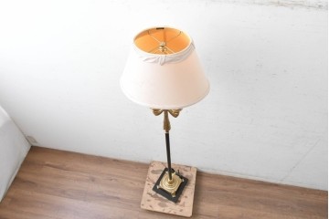 中古　高級輸入品　FREDERICK COOPER(フレデリック・クーパー社)　クラシカルなデザインが上品なフロアスタンド　(R-089849)