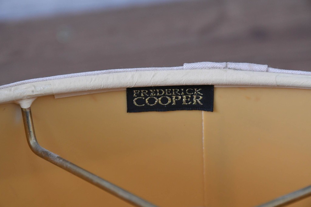 中古　高級輸入品　FREDERICK COOPER(フレデリック・クーパー社)　クラシカルなデザインが上品なフロアスタンド　(R-089849)