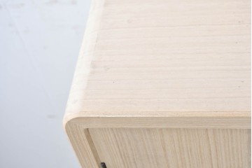 《台輪取り付け加工費込み》　中古　美品　伝統工芸士　斉藤敬二作　加茂桐箪笥　飾り金具が上品なアクセントの着物箪笥　(R-089859)