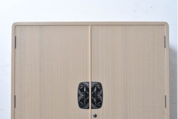 《台輪取り付け加工費込み》　中古　美品　伝統工芸士　斉藤敬二作　加茂桐箪笥　飾り金具が上品なアクセントの着物箪笥　(R-089859)