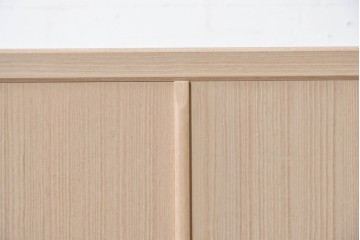 《台輪取り付け加工費込み》　中古　美品　伝統工芸士　斉藤敬二作　加茂桐箪笥　飾り金具が上品なアクセントの着物箪笥　(R-089859)