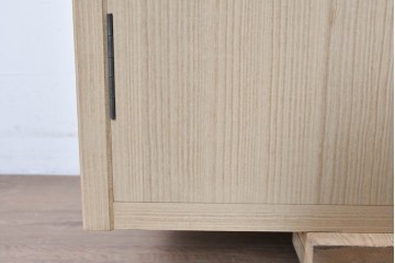 《台輪取り付け加工費込み》　中古　美品　伝統工芸士　斉藤敬二作　加茂桐箪笥　飾り金具が上品なアクセントの着物箪笥　(R-089859)