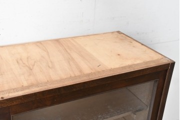 和製アンティーク　欅(ケヤキ)材　重厚な佇まいのサイドボード　(R-089872)