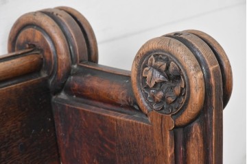 イギリスアンティーク　1900年から1920年頃　上手物!!　オーク無垢材　凝った造りが魅力のチャーチベンチ　(R-089876)