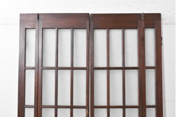 ヴィンテージ建具　昭和中期　格子デザインのガラス入り両開き折れ戸2枚(1対)セット　(R-089879)
