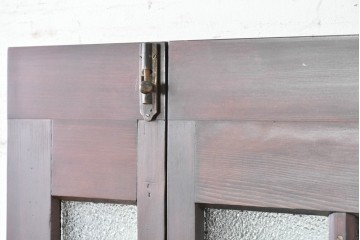 ヴィンテージ建具　昭和中期　格子デザインのガラス入り両開き折れ戸2枚(1対)セット　(R-089879)
