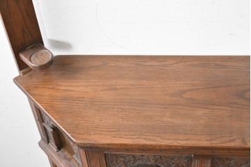 イギリスヴィンテージ　Wood Bros(ウッド・ブロス)社　Old Charm(オールドチャーム)　彫刻が見事なバーカウンター　(R-089884)