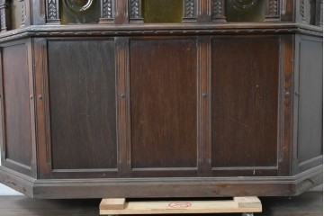 イギリスヴィンテージ　Wood Bros(ウッド・ブロス)社　Old Charm(オールドチャーム)　彫刻が見事なバーカウンター　(R-089884)