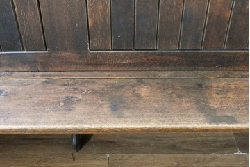 イギリスアンティーク　1900年から1920年頃　上手物!!　オーク無垢材　凝った造りが魅力のチャーチベンチ　(R-089885)