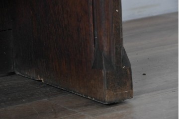イギリスアンティーク　1900年から1920年頃　上手物!!　オーク無垢材　凝った造りが魅力のチャーチベンチ　(R-089885)