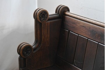 イギリスアンティーク　1900年から1920年頃　上手物!!　オーク無垢材　凝った造りが魅力のチャーチベンチ　(R-089887)