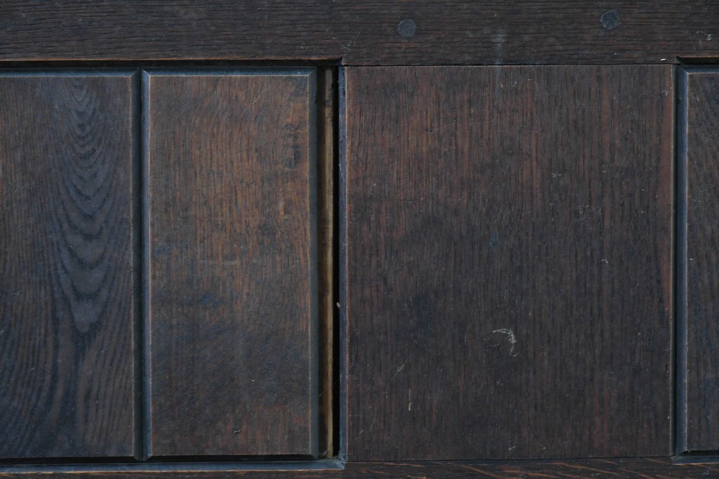 イギリスアンティーク　1900年から1920年頃　上手物!!　オーク無垢材　凝った造りが魅力のチャーチベンチ　(R-089888)