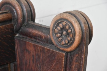 イギリスアンティーク　1900年から1920年頃　上手物!!　オーク無垢材　凝った造りが魅力のチャーチベンチ　(R-089892)