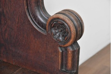 イギリスアンティーク　1900年から1920年頃　上手物!!　オーク無垢材　凝った造りが魅力のチャーチベンチ　(R-089892)