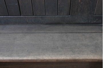 イギリスアンティーク　1900年から1920年頃　上手物!!　オーク無垢材　凝った造りが魅力のチャーチベンチ　(R-089893)