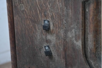 イギリスアンティーク　1900年から1920年頃　上手物!!　オーク無垢材　凝った造りが魅力のチャーチベンチ　(R-089894)
