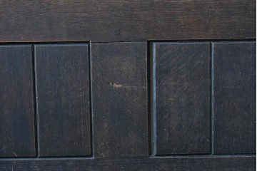 イギリスアンティーク　1900年から1920年頃　上手物!!　オーク無垢材　凝った造りが魅力のチャーチベンチ　(R-089895)
