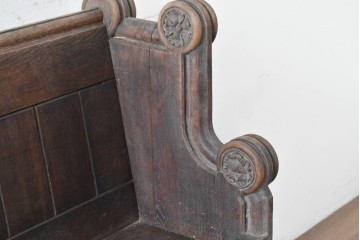 イギリスアンティーク　1900年から1920年頃　上手物!!　オーク無垢材　凝った造りが魅力のチャーチベンチ　(R-089895)