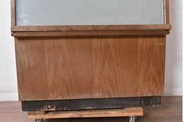 中古　店舗什器　大型!!　珍しい木製のバックライト式スタンド看板　(R-089898)