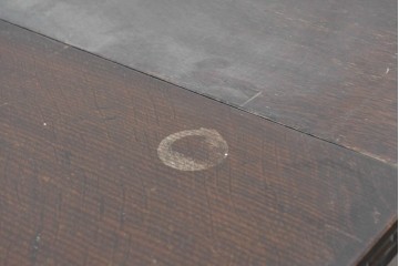 イギリスアンティーク　上手物!!　オーク材　重厚な彫刻が魅力のガラス天板付きエクステンションテーブル　(R-089904)