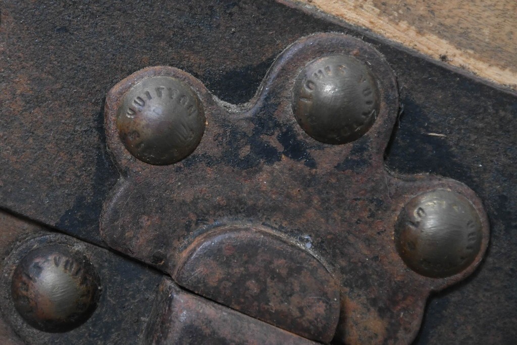 フランスアンティーク　1900年から1910年頃　超希少!!　LOUIS VUITTON(ルイ・ヴィトン)　No.126338　船旅の時代を物語る大型スティーマートランク　(R-089907)
