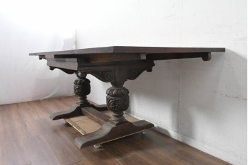 イギリスアンティーク　高級品　オーク材　重厚な彫刻が目を引くドローリーフテーブル　(R-089912)