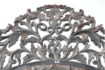 アジアンヴィンテージ　バリ　チーク材　アーチ型のフォルムと繊細な彫刻が美しいショーケース　(R-089916)