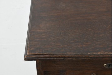 フランスアンティーク　1930年頃　オーク材　蛇腹式シャッター付き　端正な佇まいが魅力のキャビネット　(R-089918)