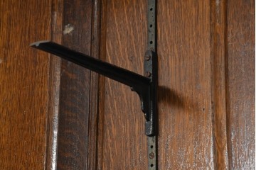 イギリスアンティーク　1920年頃　オーク材　蛇腹扉が印象的な特大サイズの重ねキャビネット　(R-089925)