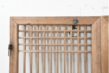 中国アンティーク建具　1900年頃　李朝風建具　均整の取れた格子意匠が魅力の窓2枚(1対)セット　(R-089929)